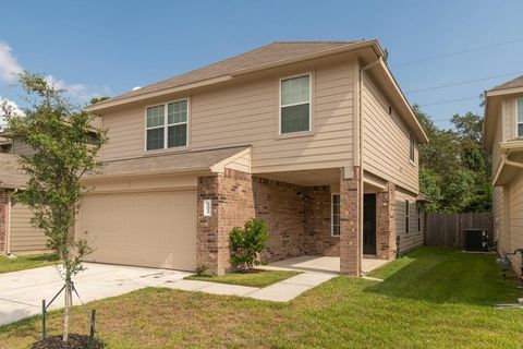 Photo of 12015 Pia Drive, Houston, TX 77044 (MLS # 10402118)
