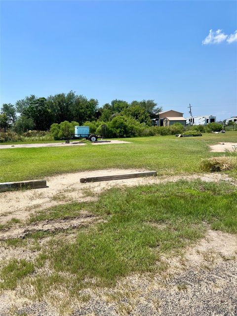 Photo of 1207 E Canal Drive, Crystal Beach, TX 77650 (MLS # 93052286)