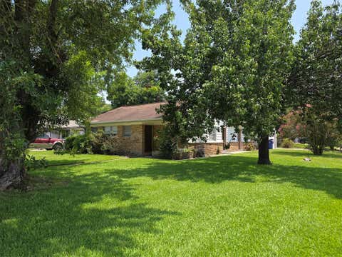 Photo of 31 14th Avenue N, Texas City, TX 77590 (MLS # 59620076)