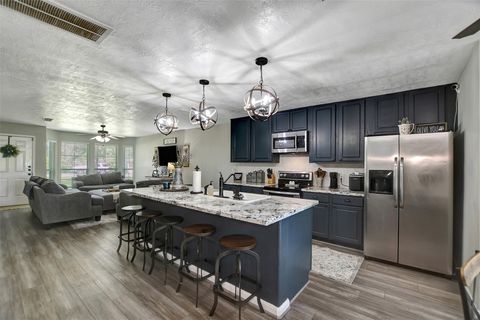 Photo of 25401 Hunting Trail, Magnolia, TX 77355 (MLS # 78589625)