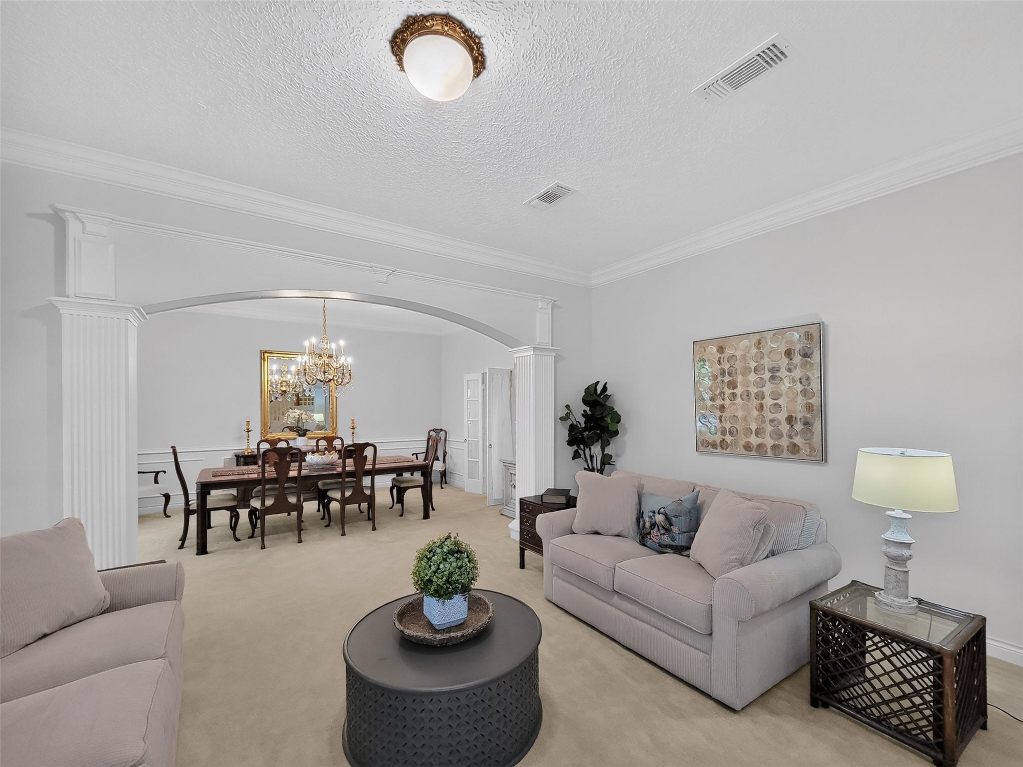 2702 Briar Knoll Court