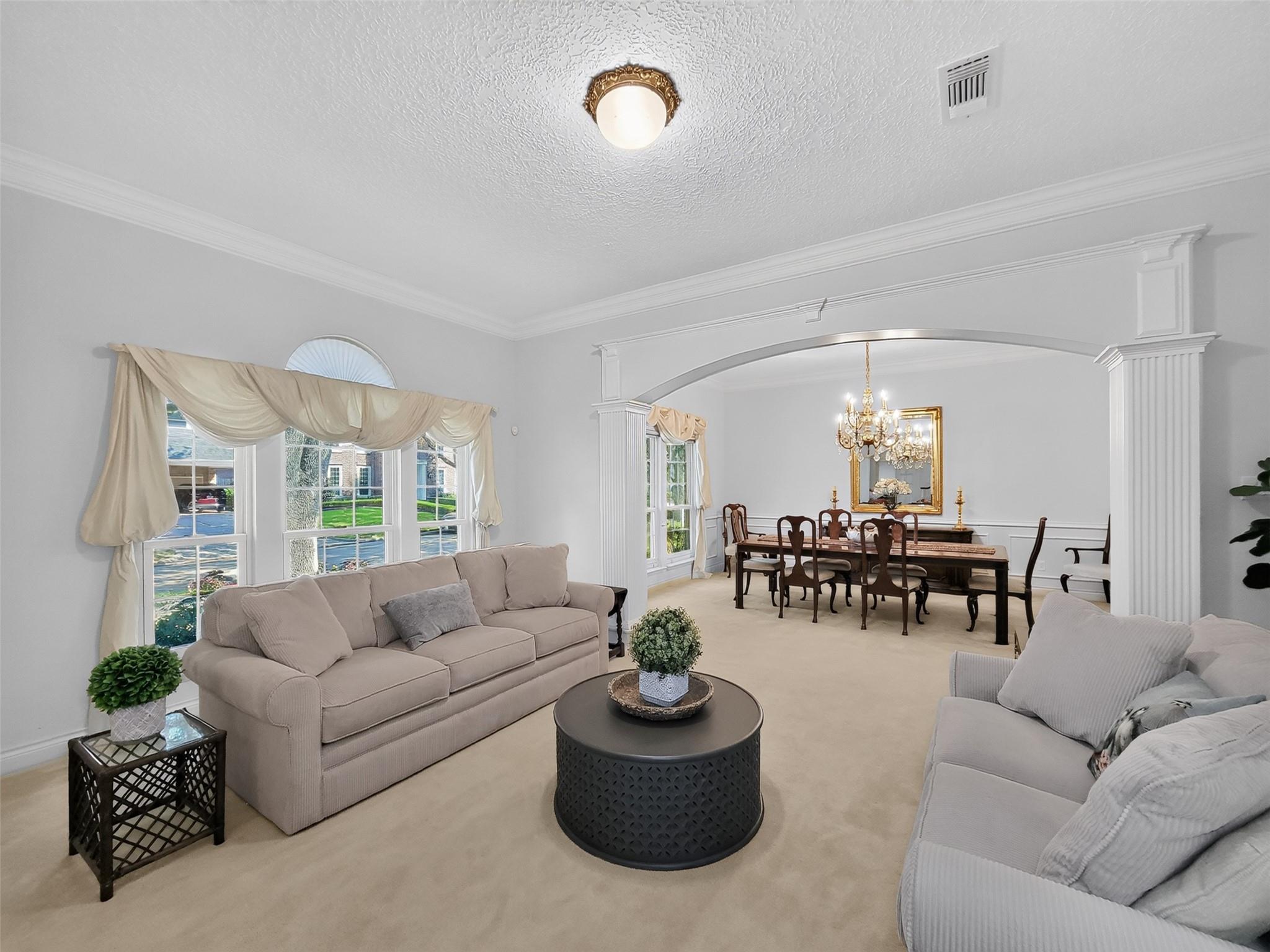 2702 Briar Knoll Court