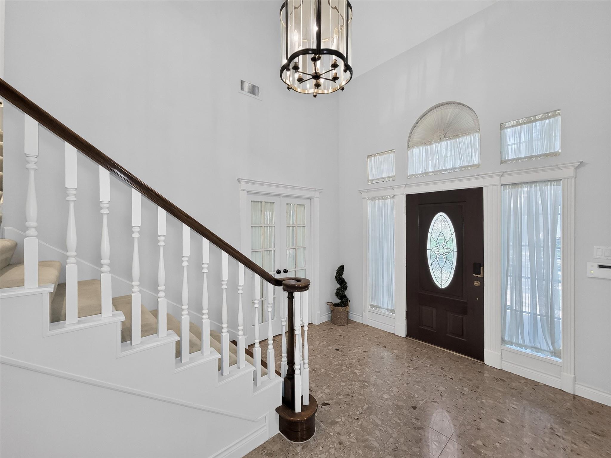 2702 Briar Knoll Court