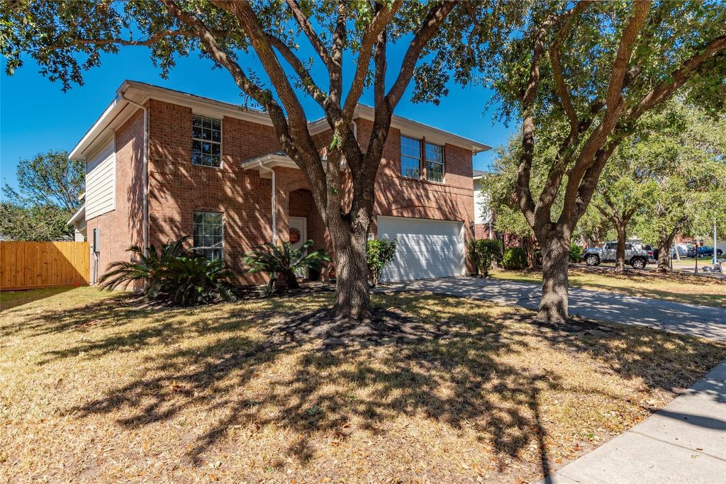 Photo of 9331 Stoneridge Canyon Lane, Houston, TX 77089 (MLS # 37040761)