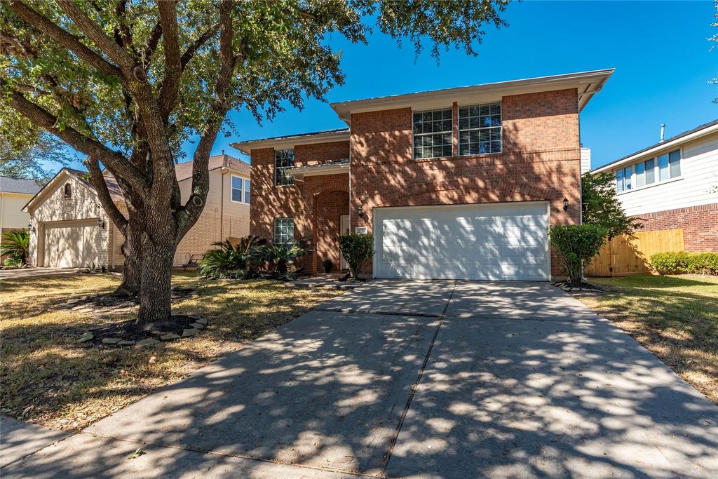 Photo of 9331 Stoneridge Canyon Lane, Houston, TX 77089 (MLS # 37040761)
