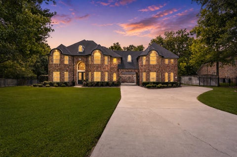 Photo of 9010 Willow Springs Lane, Conroe, TX 77302 (MLS # 75910716)