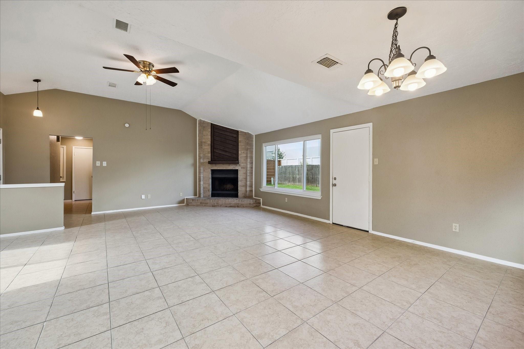 16819 Quail Crest Court