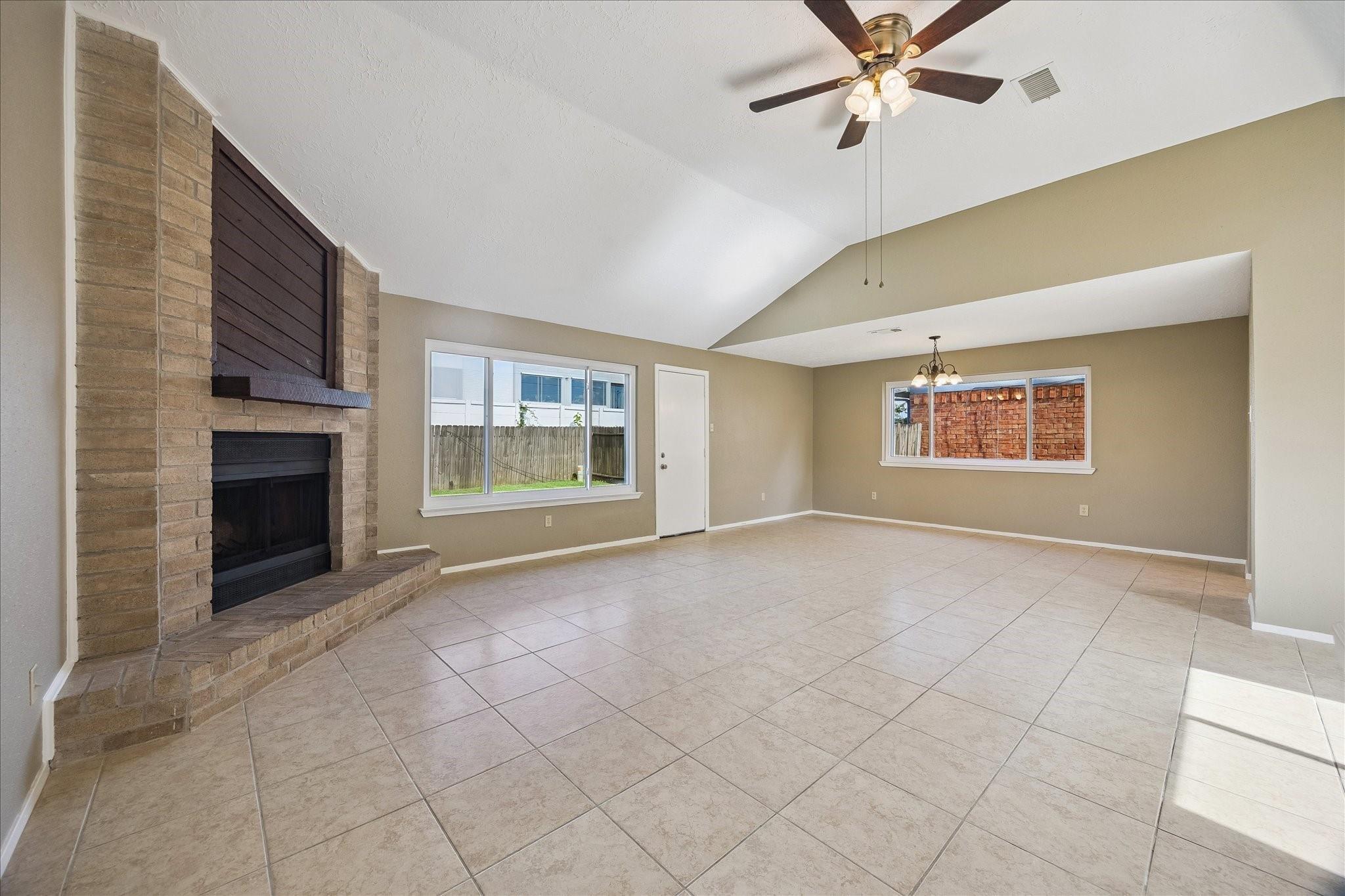 16819 Quail Crest Court