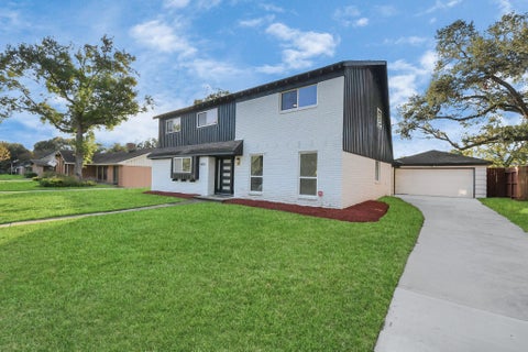 Photo of 6035 Cartagena Street, Houston, TX 77035 (MLS # 82114248)