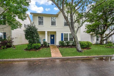 Photo of 10735 Cobblecreek Way, Missouri City, TX 77459 (MLS # 82115588)