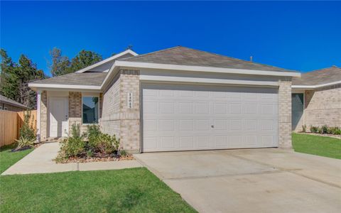 Photo of 14845 North Ascot Bend Circle, Conroe, TX 77306 (MLS # 21051347)