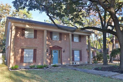 Photo of 16322 Southampton Drive, Spring, TX 77379 (MLS # 21353027)