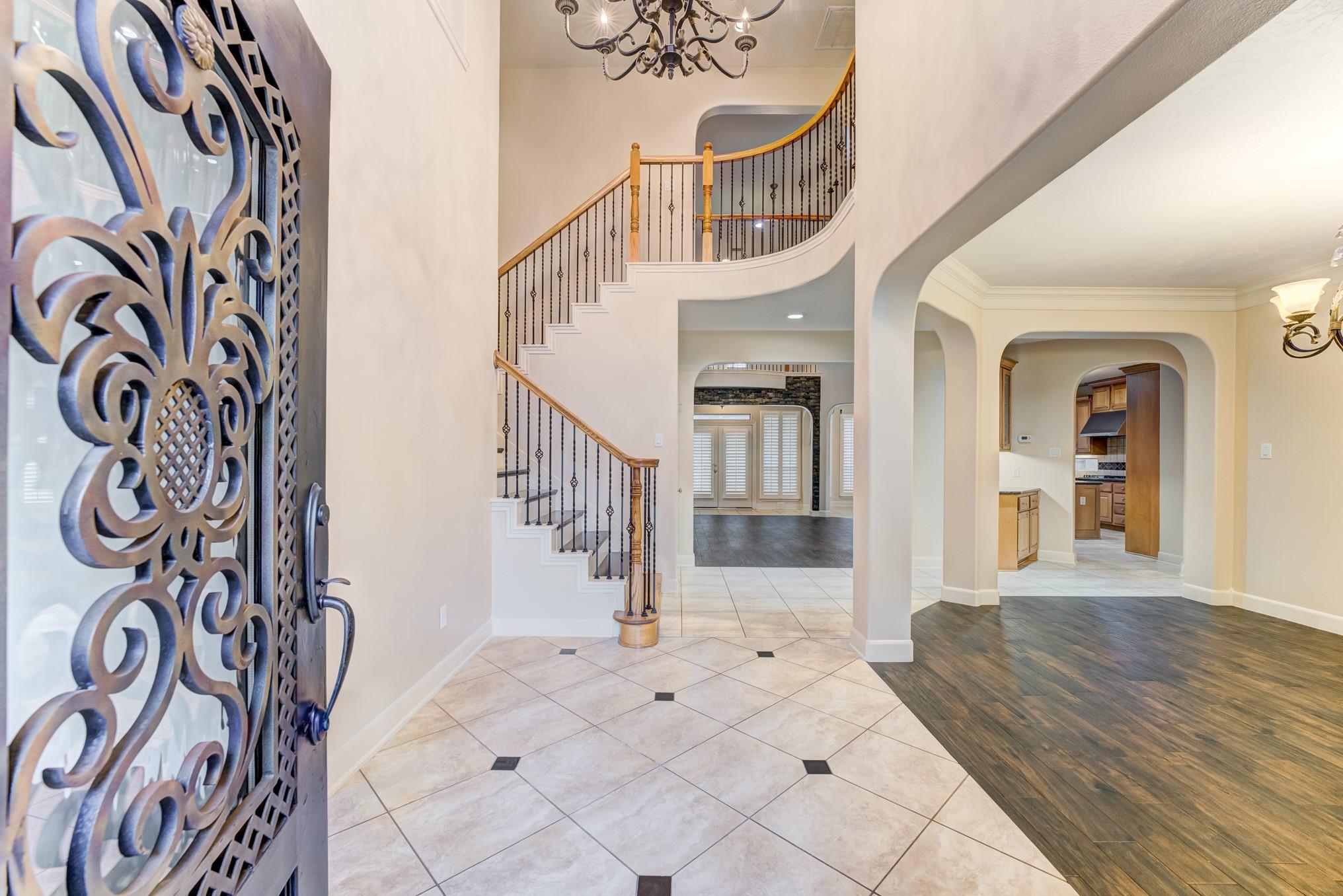 7938 Wooded Way Drive