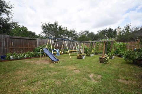Tiny photo for 9805 Sunnycoast Lane, Pearland, TX 77584 (MLS # 98577320)