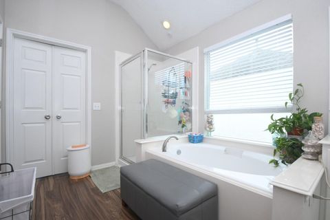 Tiny photo for 9805 Sunnycoast Lane, Pearland, TX 77584 (MLS # 98577320)
