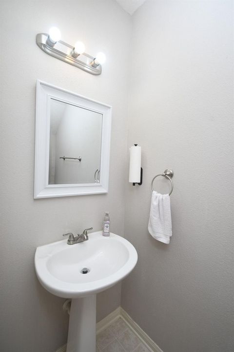 Tiny photo for 9805 Sunnycoast Lane, Pearland, TX 77584 (MLS # 98577320)