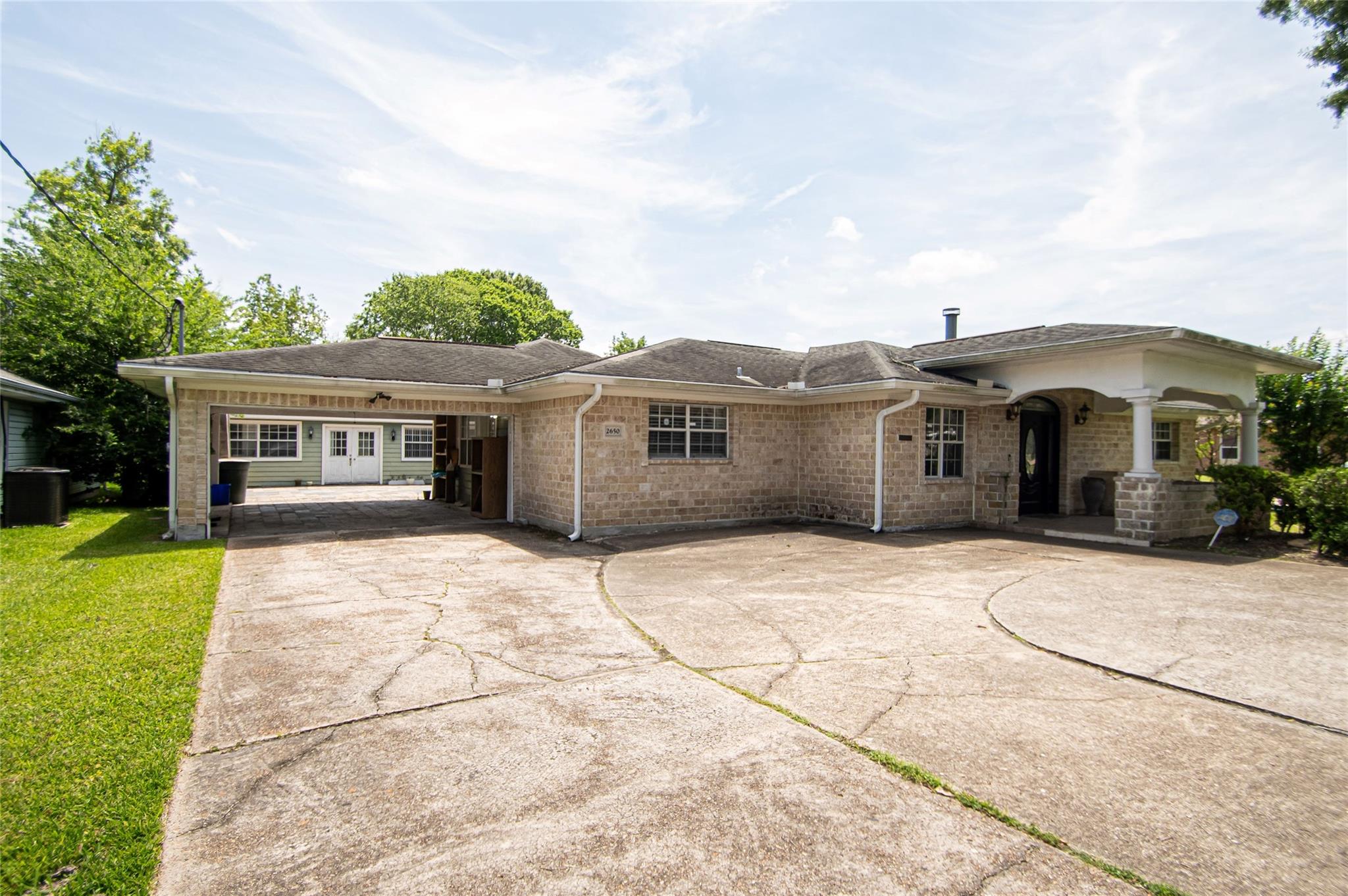 2650 W Lucas Drive