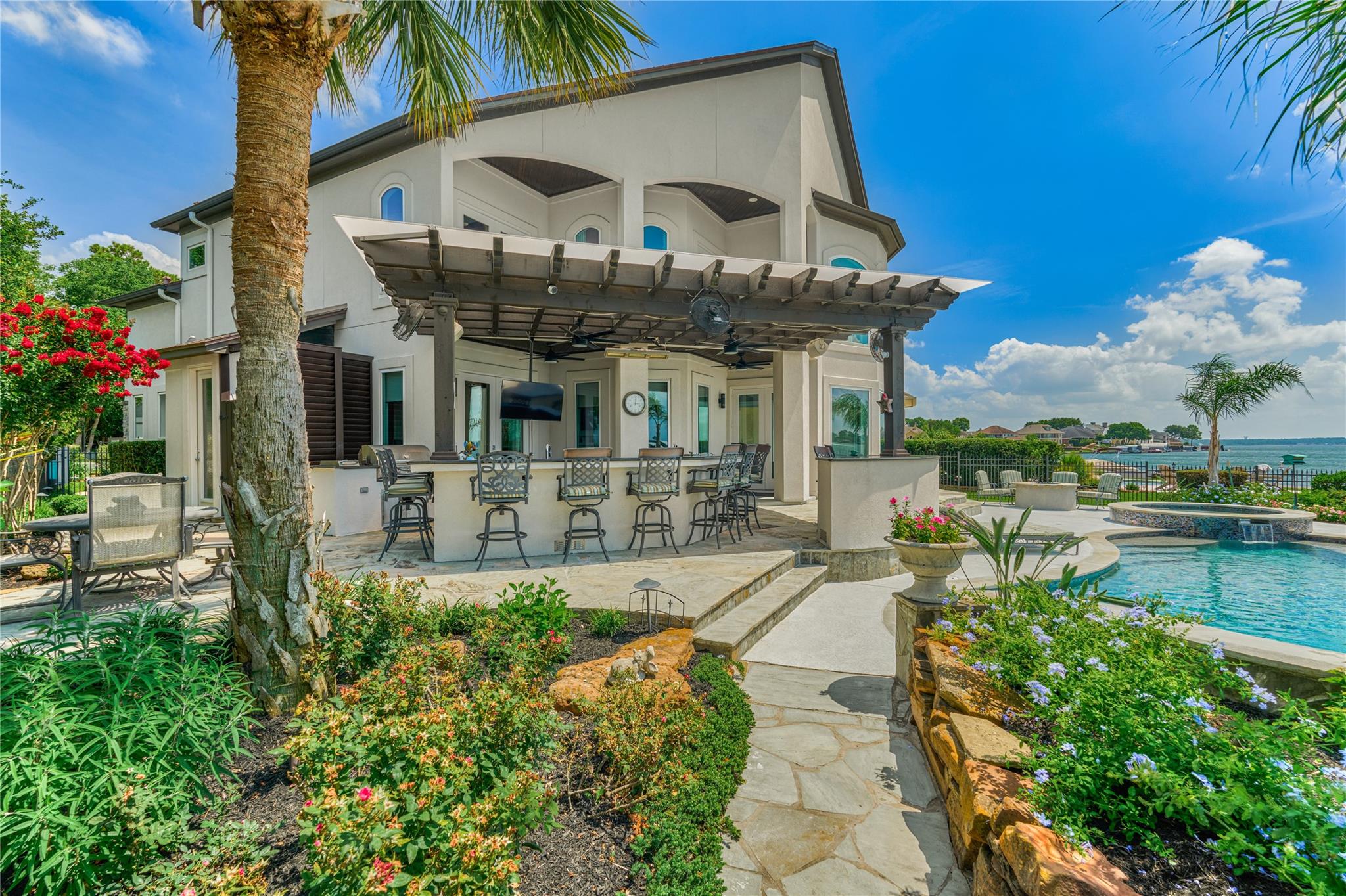 9943 Pebble View Court