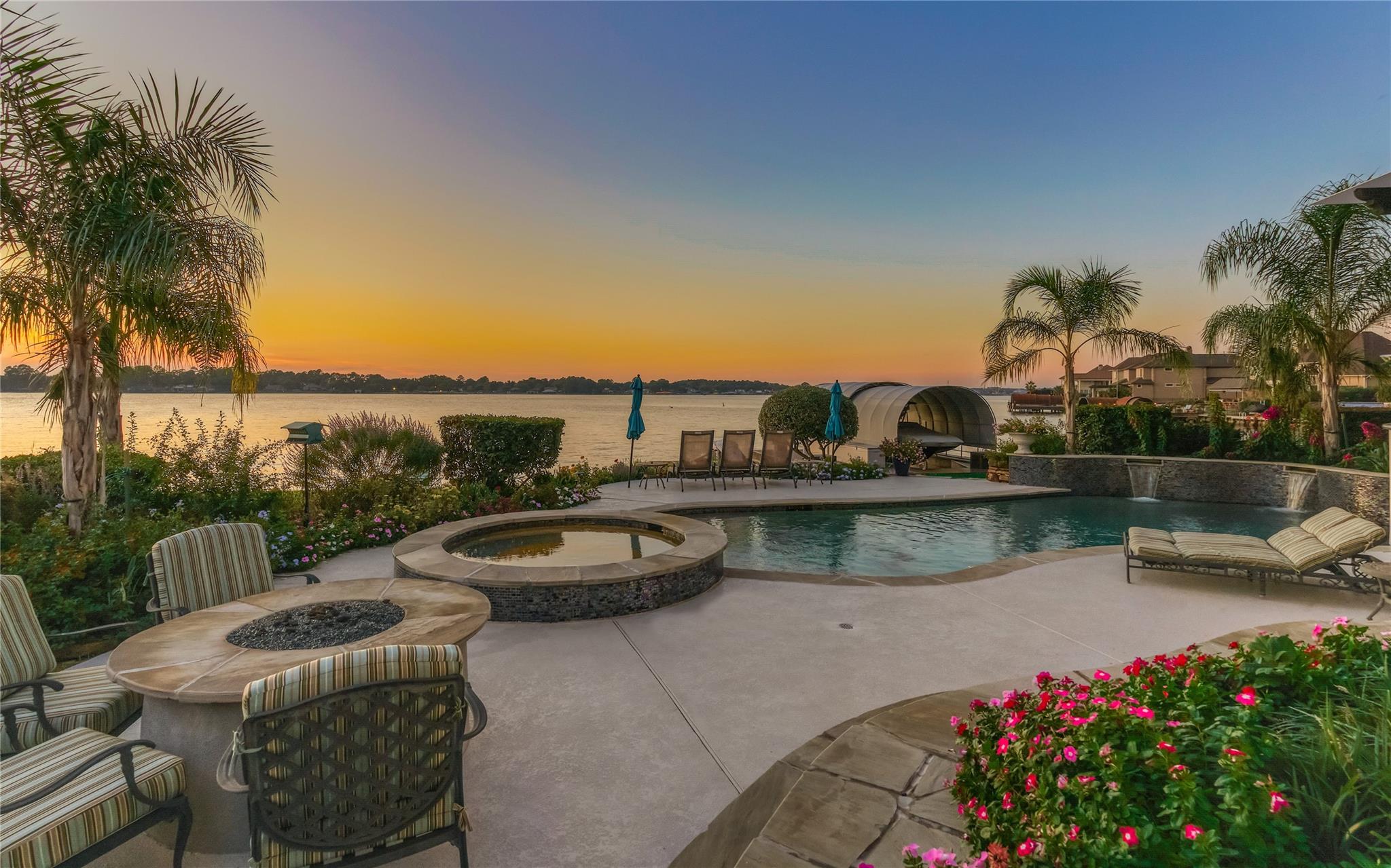9943 Pebble View Court