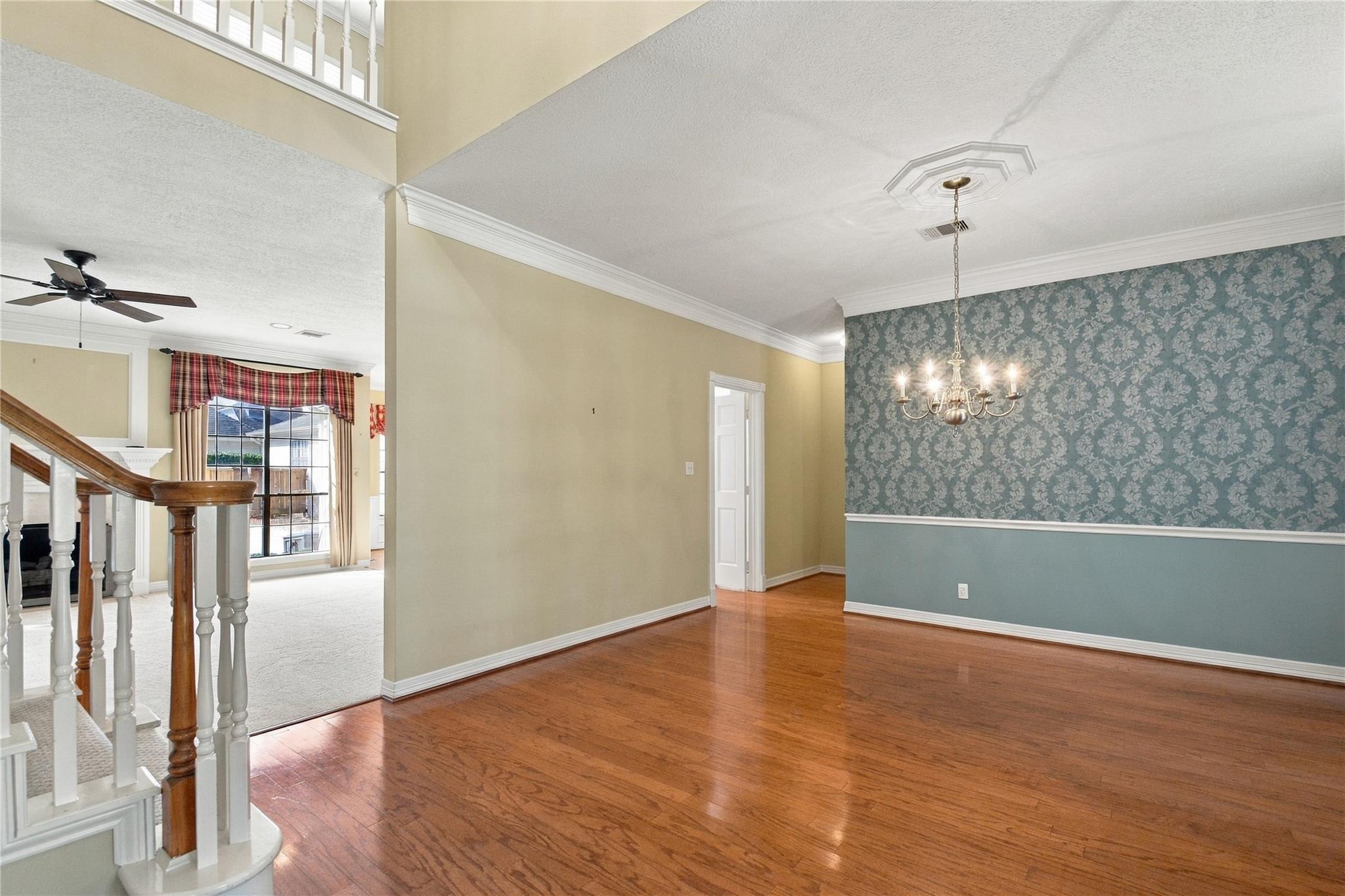17111 Post Oak Hollow