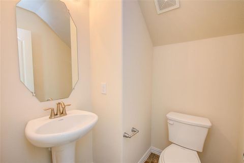 Tiny photo for 5136 Gable Lane, Houston, TX 77066 (MLS # 8271515)