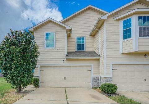 Photo of 5136 Gable Lane, Houston, TX 77066 (MLS # 8271515)