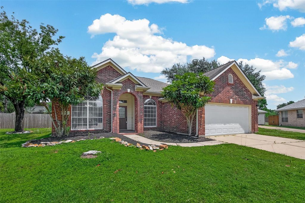 Photo of 6314 Briar Cross Court, Houston, TX 77084 (MLS # 35453135)