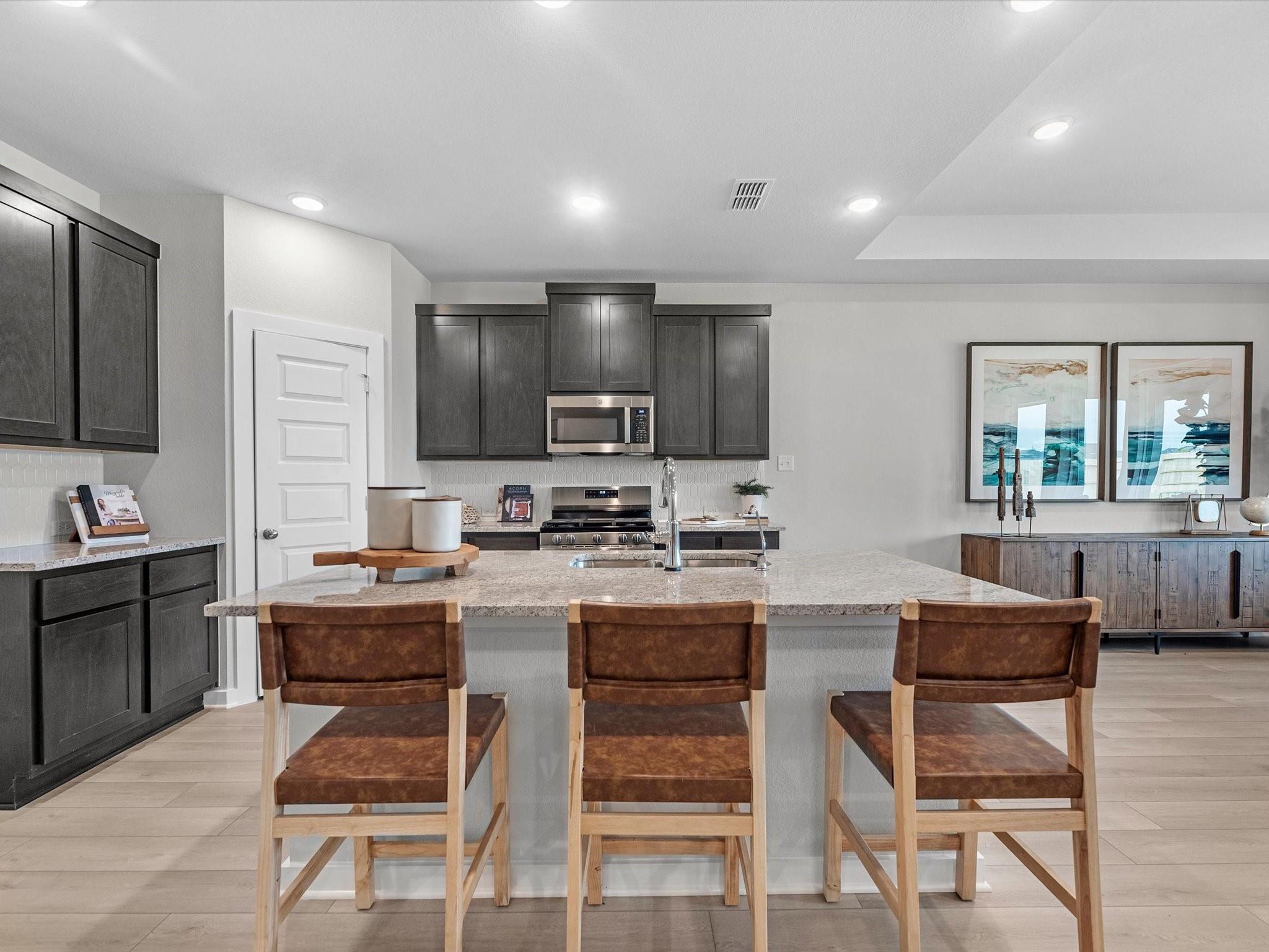 21826 Yellow Sunset Lane