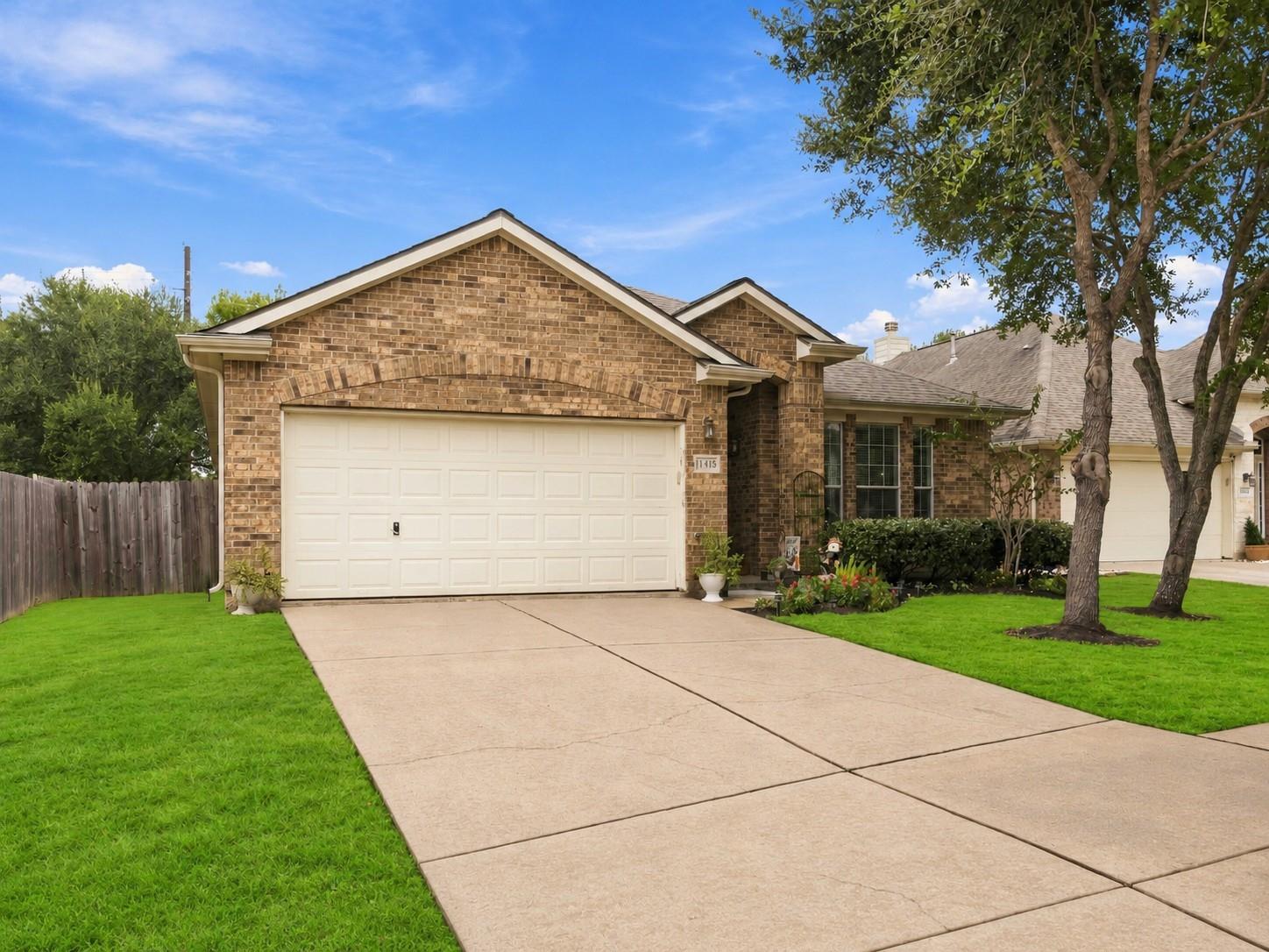 11415 English Rose Trail