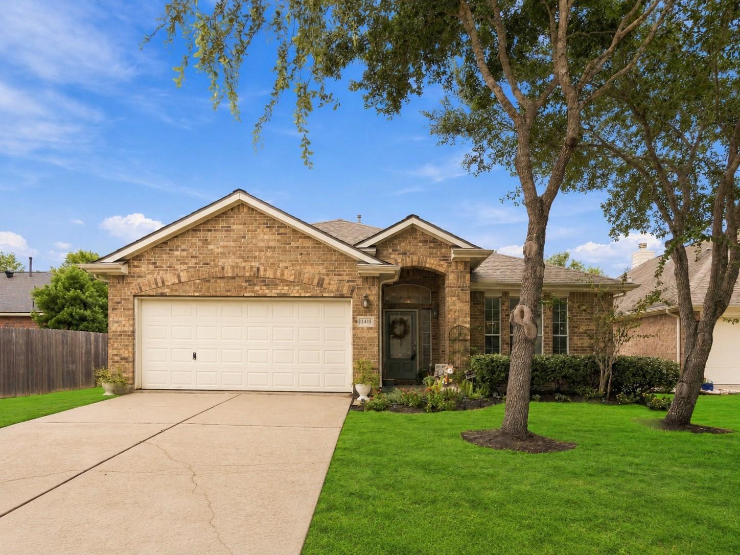 11415 English Rose Trail