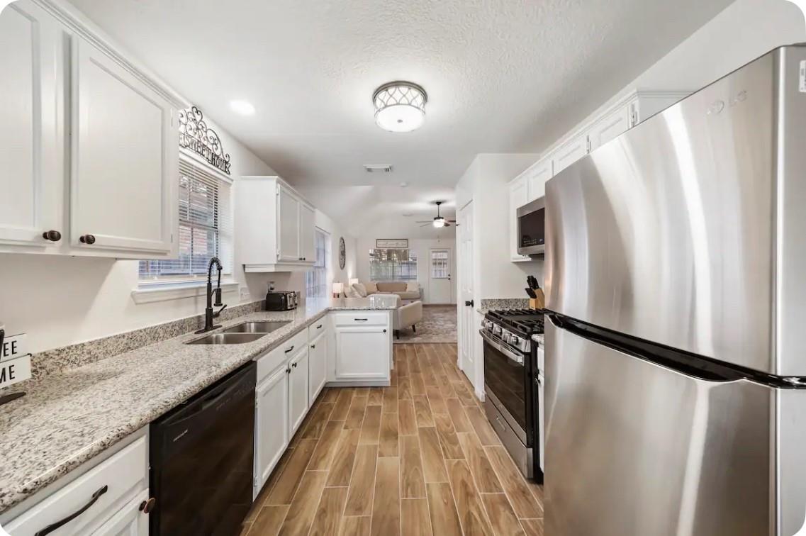 7326 Foxport Lane