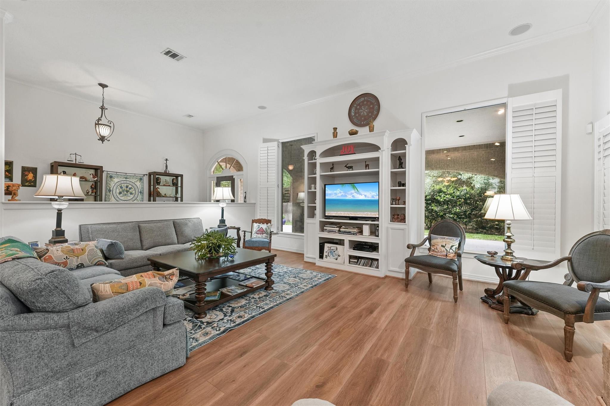 31403 Helen Lane