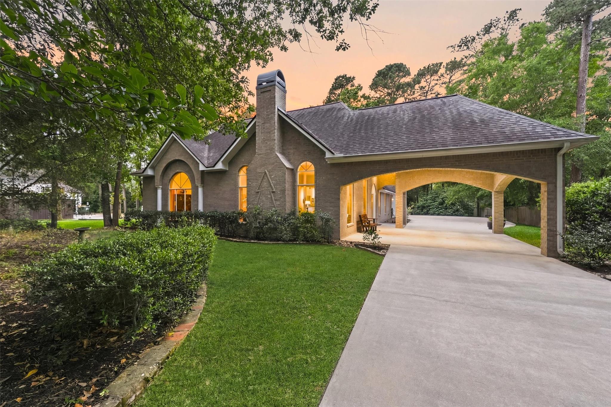 31403 Helen Lane