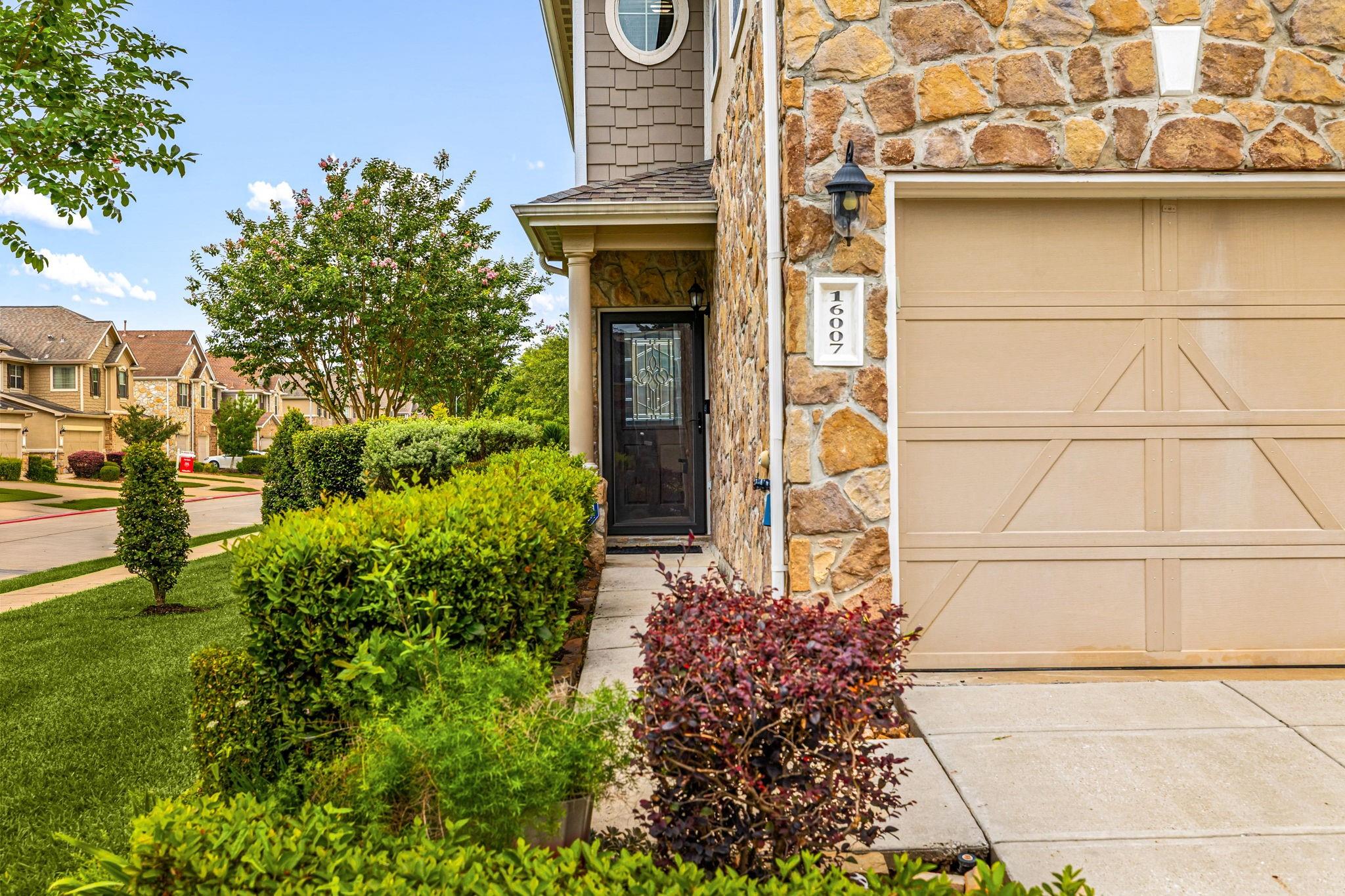 16007 Limestone Lake Drive