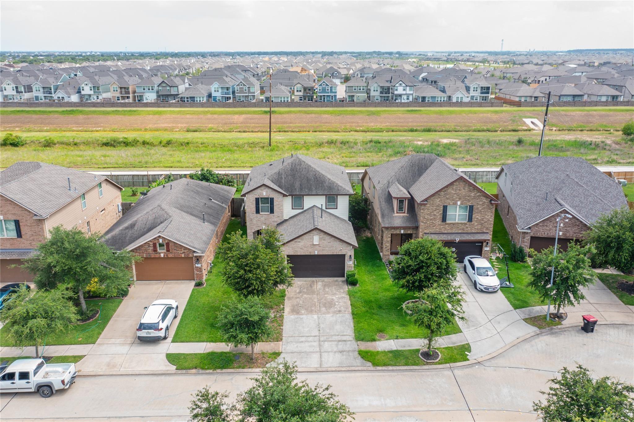 8014 Oxbow Manor Lane