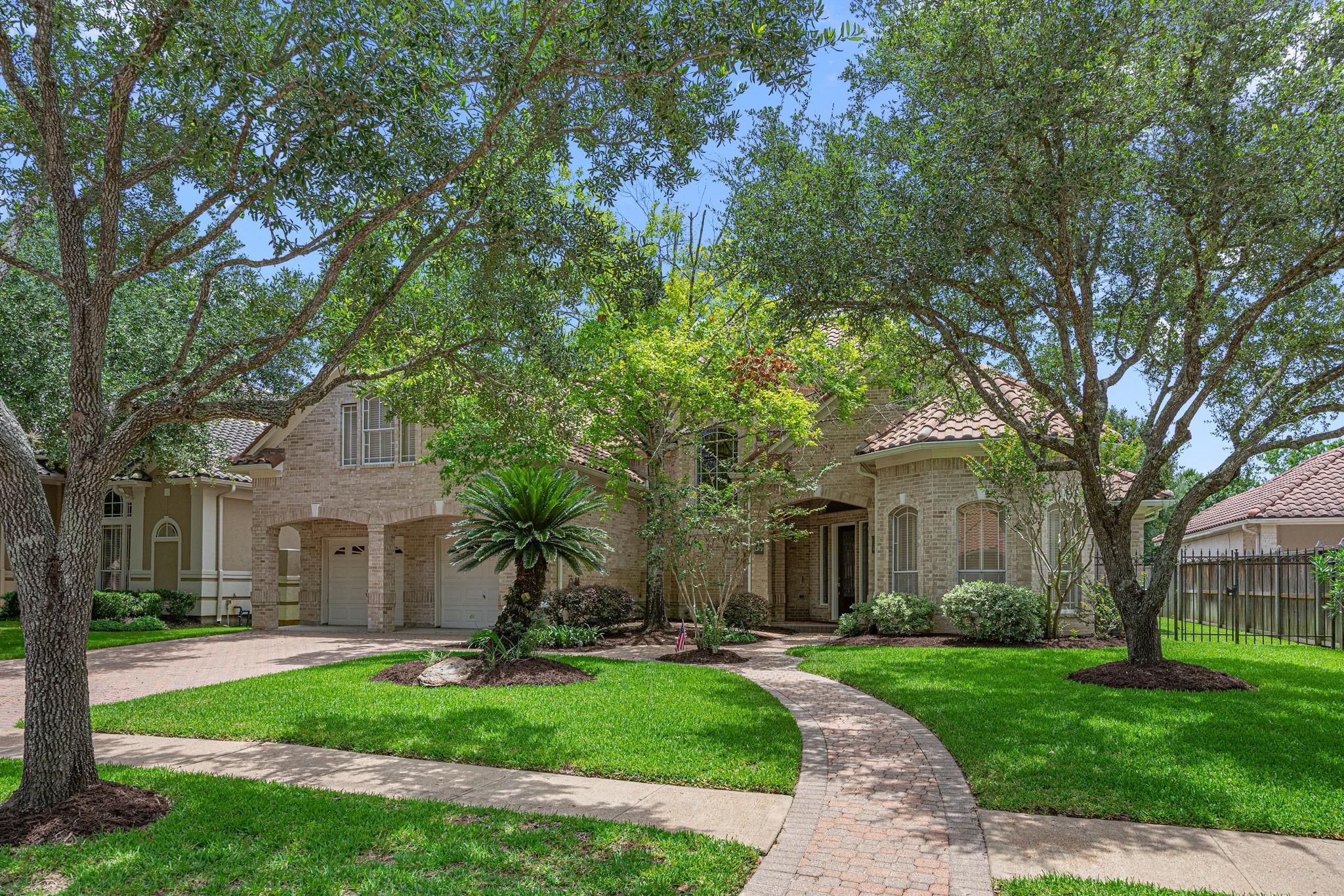 19003 Windsor Lakes Drive