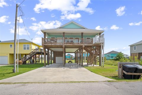 Photo of 974 Mary Ann, Crystal Beach, TX 77650 (MLS # 2257930)