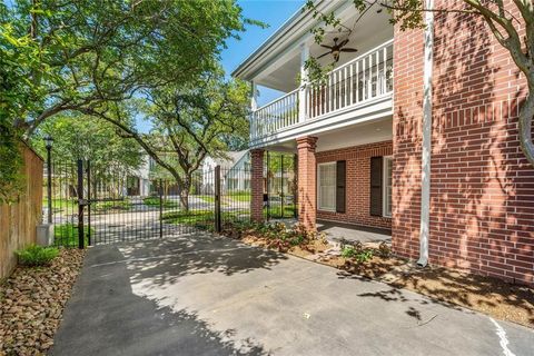 2915 Quenby Avenue West University Place TX 77005