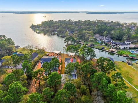 Photo of 12833 Bruce Road Road, Willis, TX 77318 (MLS # 10137214)
