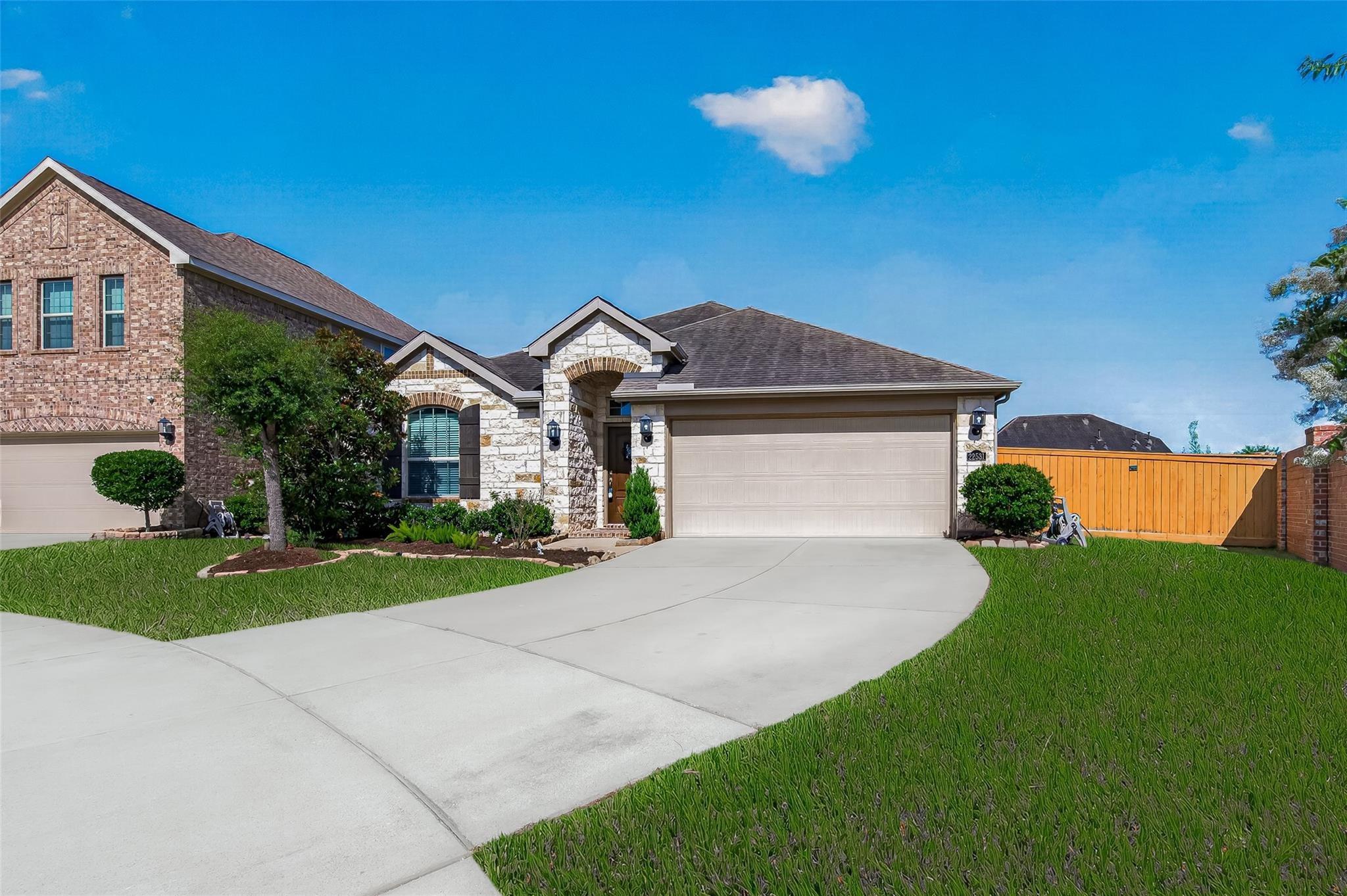 22531 Mary Rogers Trail