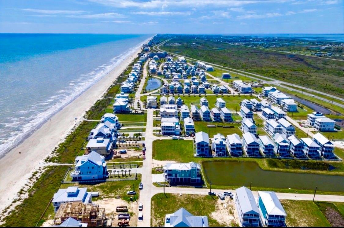 3025 Coastal Springs Loop