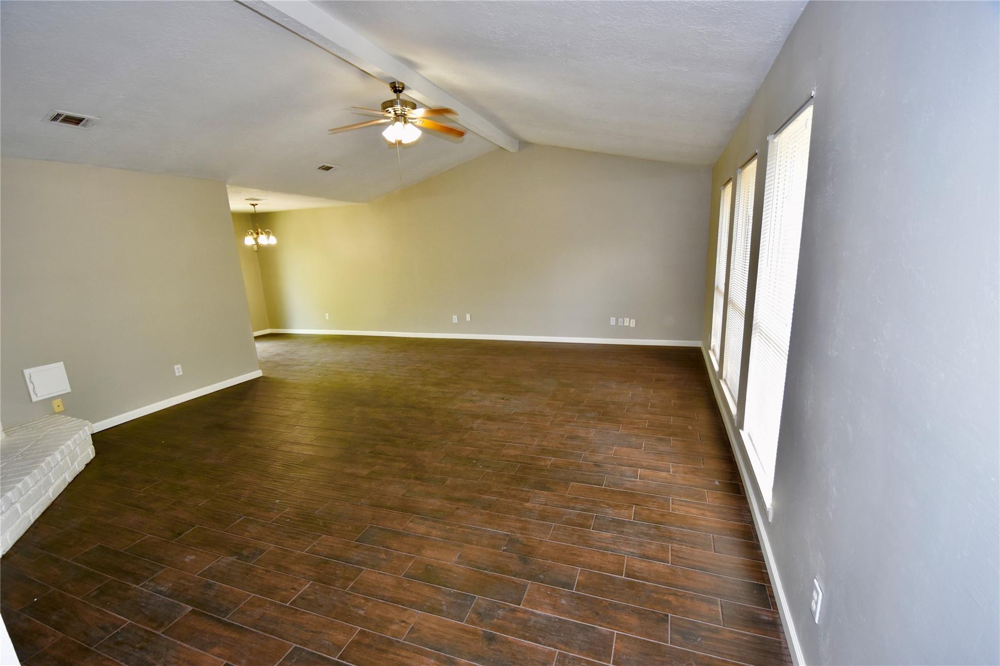 910 Golden West Drive