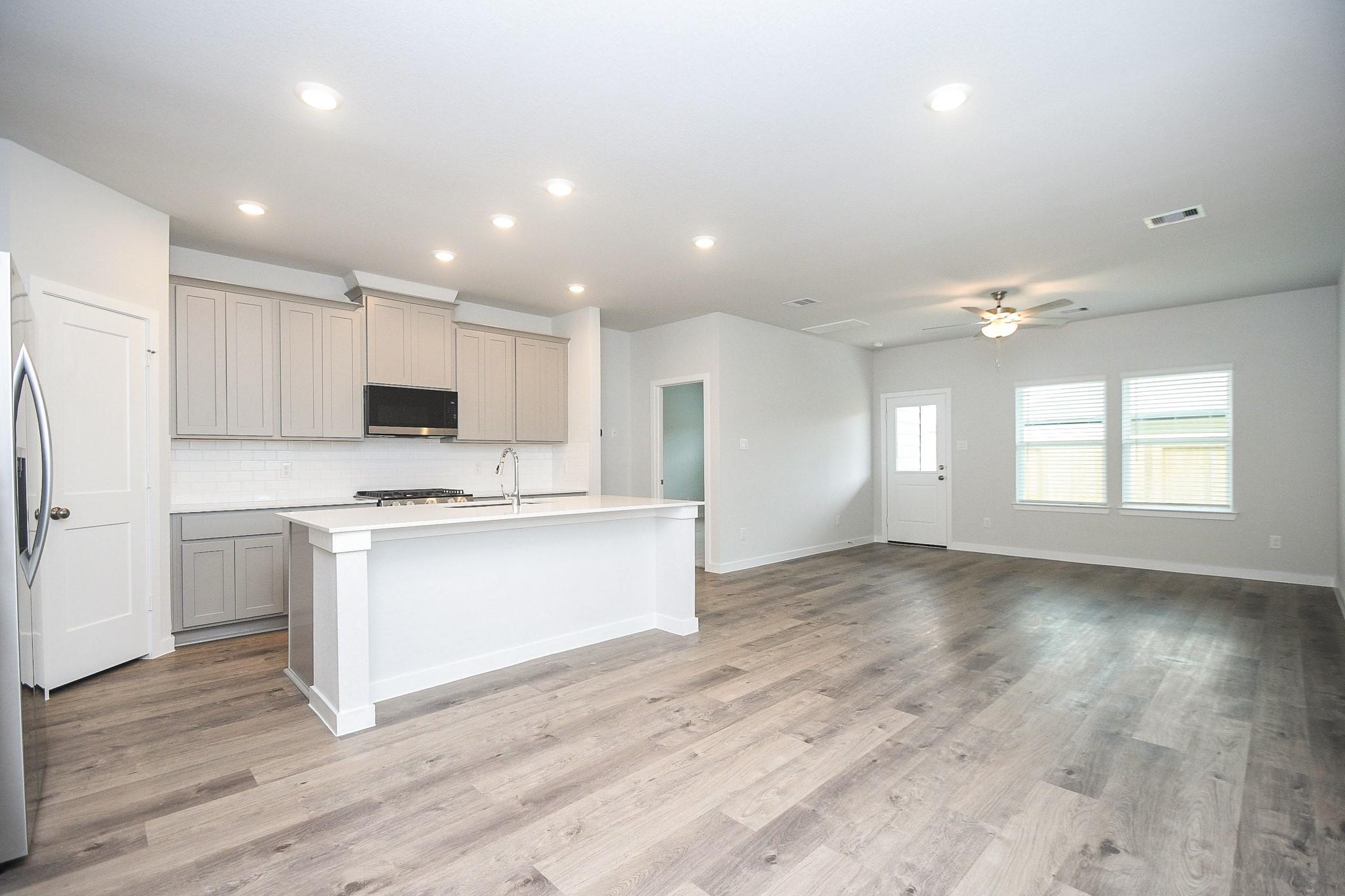 4007 Crowning Court