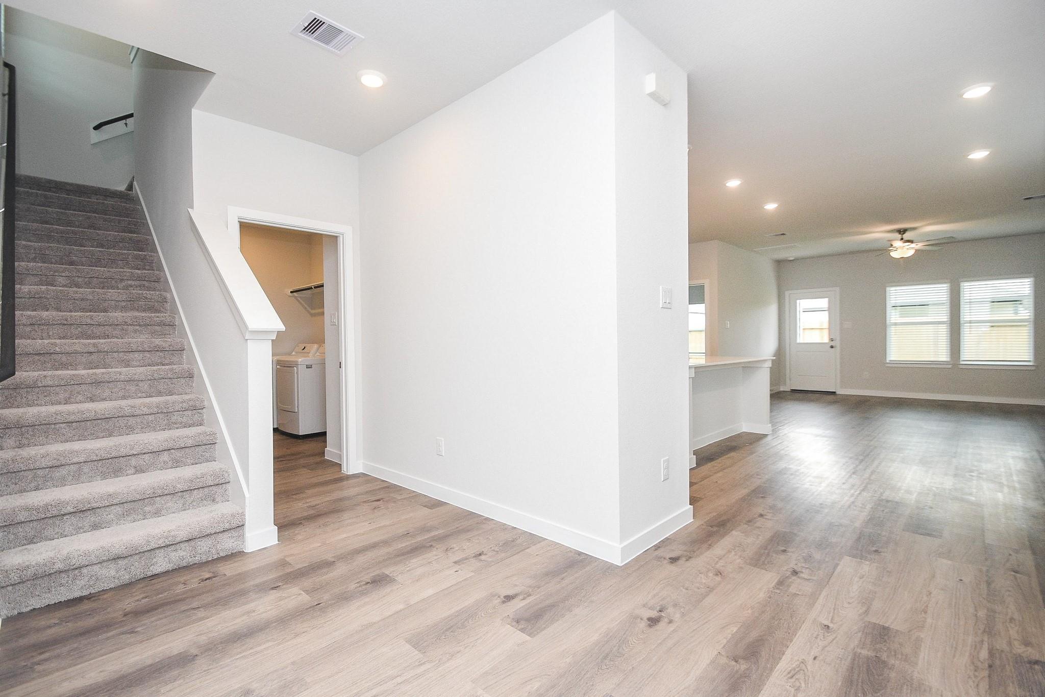 4007 Crowning Court