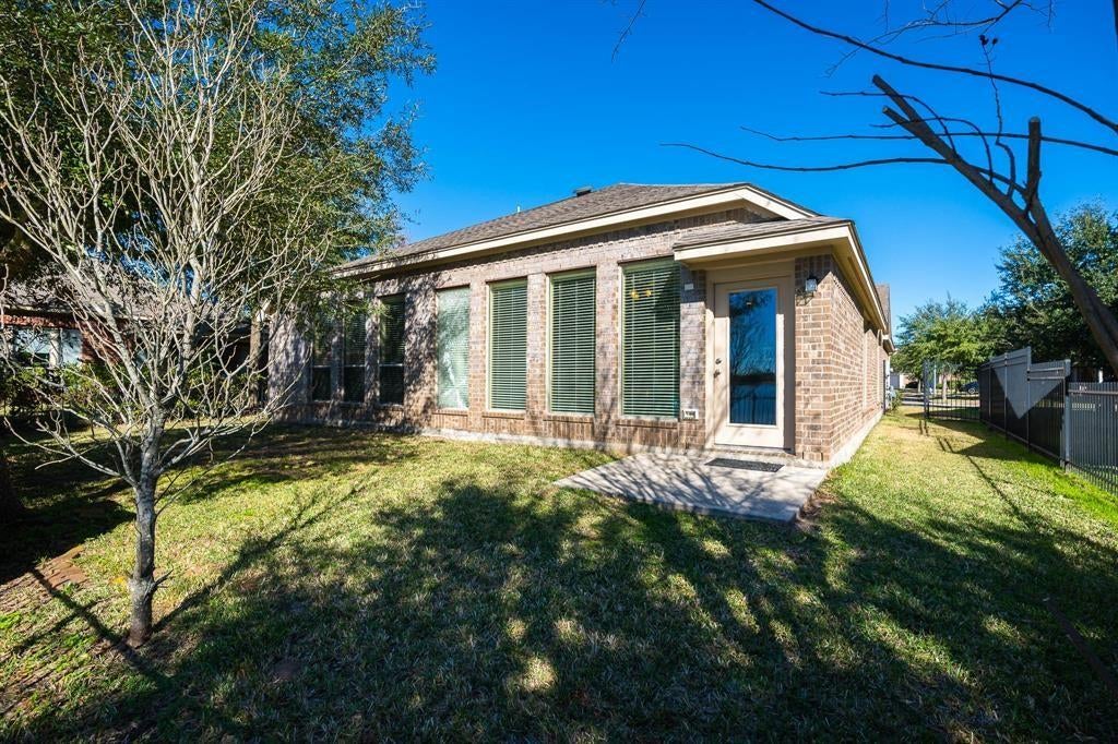 11015 Brighton Gardens Drive