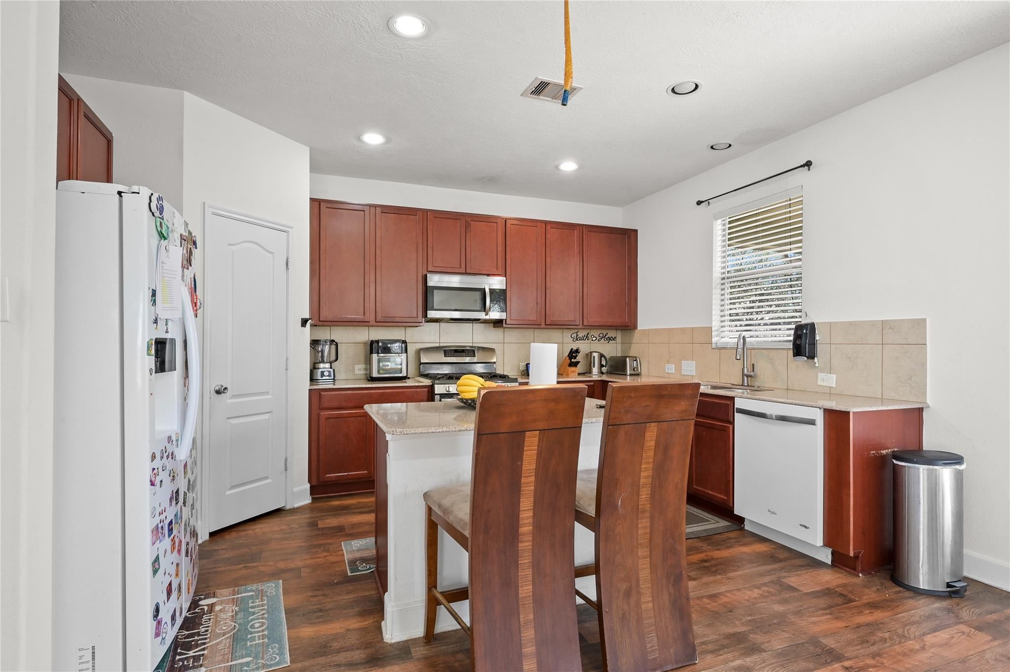 15215 Sunlight Bay Court