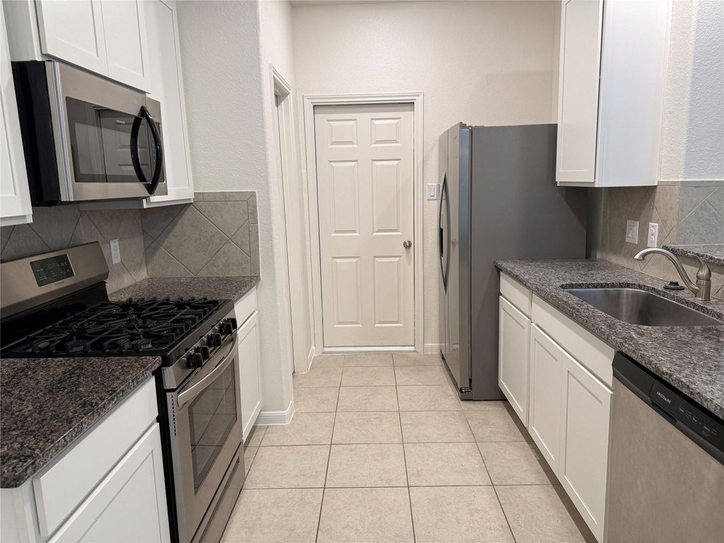 Photo of 109 Camelot Place Court, Conroe, TX 77304 (MLS # 43468646)