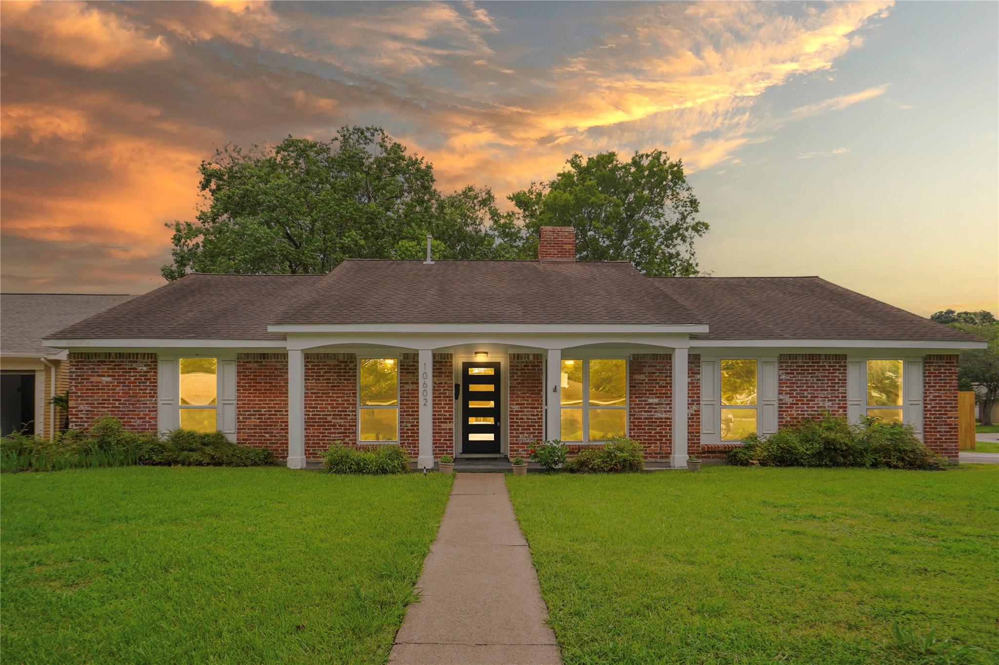 10602 Glenfield Court