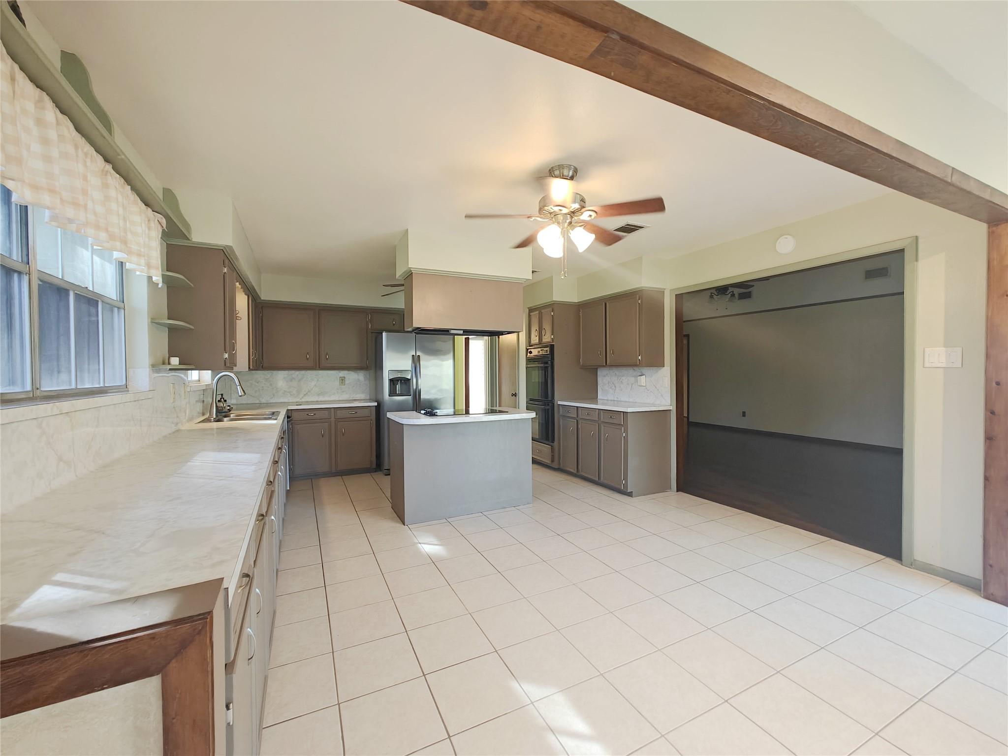 15606 Pinedell Drive