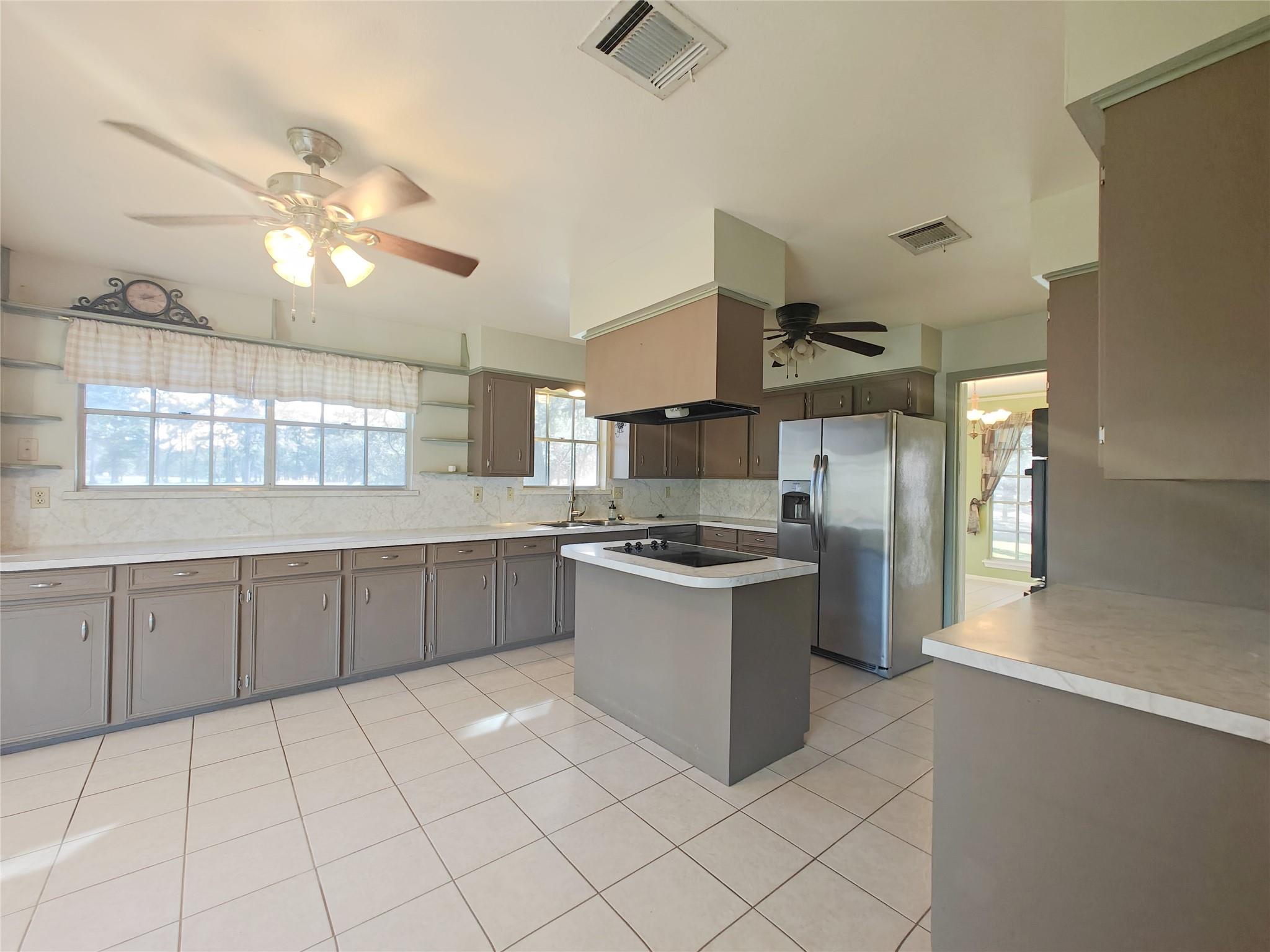 15606 Pinedell Drive